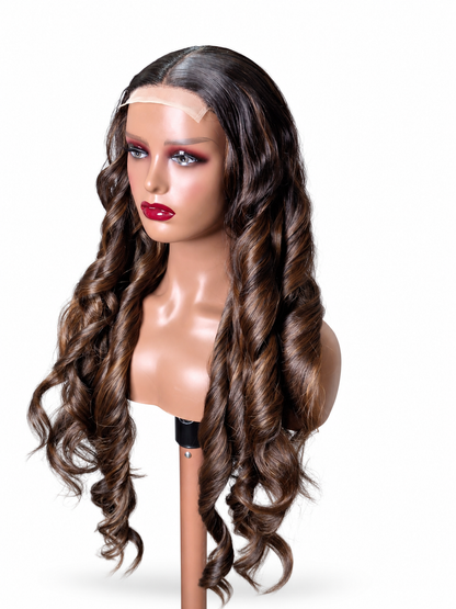 ✨ FHB Luxe Body Wave – Human Hair Blend Wig-OT4L